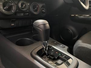 Toyota Hilux 2.4 GD-6 Raider 4X4 automaticD/C - Image 12