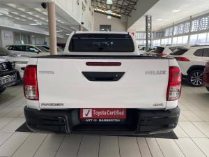 Toyota Hilux 2.4 GD-6 Raider 4X4 automaticD/C - Image 5