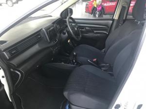 Toyota Rumion 1.5 SX - Image 7