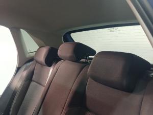 Volkswagen Polo 1.0 TSI Life DSG - Image 17