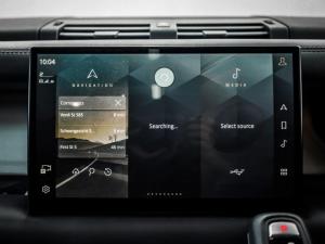 Land Rover Defender 110 D240 X-Dynamic HSE - Image 14