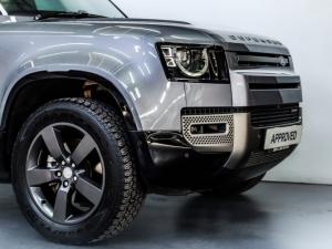 Land Rover Defender 110 D240 X-Dynamic HSE - Image 3