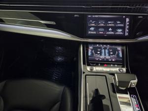 Audi Q7 45TDI quattro S line - Image 9
