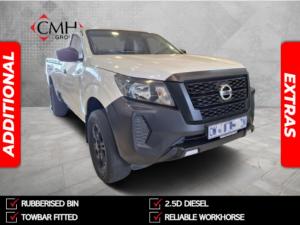 Nissan Navara 2.5DDTi single cab SE - Image 1
