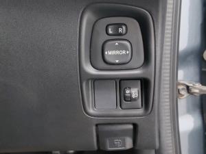 Toyota Aygo 1.0 X-Play - Image 12