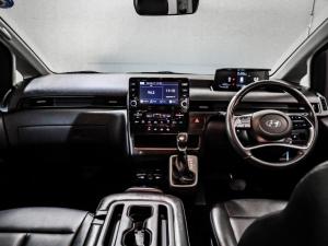 Hyundai Staria 2.2D Executive 9-seater - Image 14