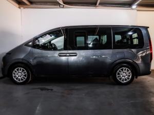 Hyundai Staria 2.2D Executive 9-seater - Image 9