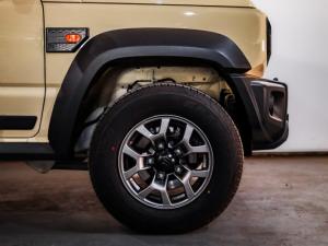 Suzuki Jimny 1.5 GLX AllGrip 3-door auto - Image 10