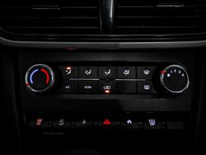 Mahindra XUV700 2.0T AX5 - Image 11