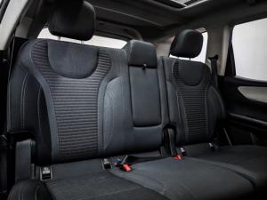Mahindra XUV700 2.0T AX5 - Image 7