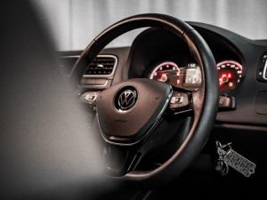 Volkswagen Polo Vivo hatch 1.6 Style - Image 15