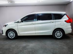 Toyota Rumion 1.5 SX manual - Image 2