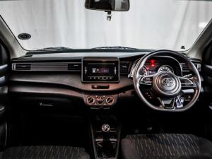 Toyota Rumion 1.5 SX manual - Image 6