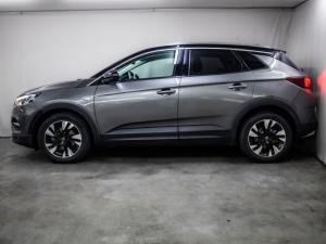 Opel Grandland X 1.6 Turbo Cosmo - Image 2