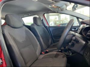 Renault Clio 66kW turbo Authentique - Image 6