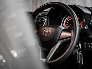 Toyota Vitz 1.0 - Image 15