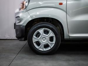 Suzuki S-Presso 1.0 GL manual - Image 15