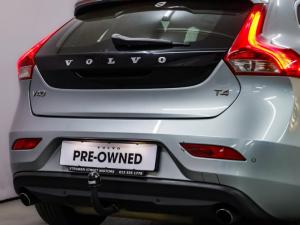 Volvo V40 T4 Excel auto - Image 16