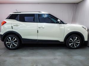 Mahindra XUV300 1.5TD W8 - Image 16