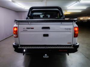 Mahindra Pik Up 2.2CRDe double cab 4x4 S11 Karoo Dew - Image 4