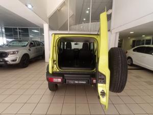 Suzuki Jimny 1.5 GLX AllGrip 3-door manual - Image 5