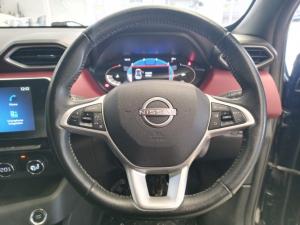 Nissan Magnite 1.0 Turbo Acenta Red Edition manual - Image 14