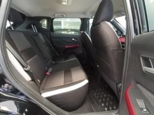 Nissan Magnite 1.0 Turbo Acenta Red Edition manual - Image 7