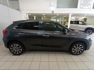 Suzuki Baleno 1.5 GLX auto - Image 12
