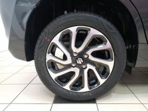 Suzuki Baleno 1.5 GLX auto - Image 8