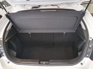 Suzuki Baleno 1.5 GLX auto - Image 13