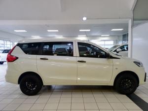 Suzuki Ertiga 1.5 GL manual - Image 10