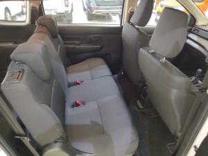 Suzuki Ertiga 1.5 GA - Image 10