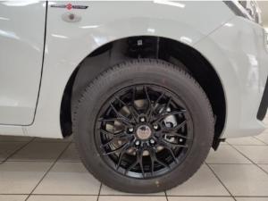 Suzuki Ertiga 1.5 GA - Image 7