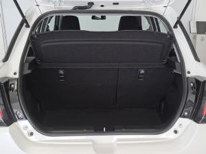 Suzuki Swift 1.2 GL+ manual - Image 5