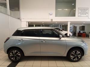 Suzuki Swift 1.2 GLX auto - Image 12