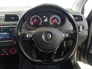 Volkswagen Polo Vivo hatch 1.6 Highline - Image 15