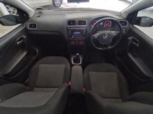 Volkswagen Polo Vivo hatch 1.6 Highline - Image 6