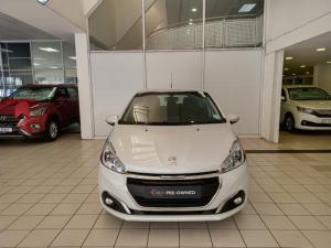 Peugeot 208 1.2 Active - Image 11