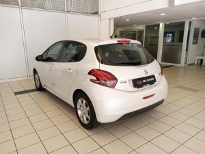 Peugeot 208 1.2 Active - Image 3
