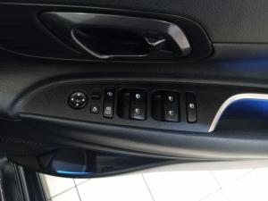 Hyundai i20 1.2 Fluid - Image 15