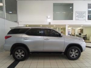 Toyota Fortuner 2.4GD-6 4x4 - Image 12