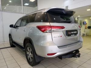 Toyota Fortuner 2.4GD-6 4x4 - Image 3