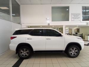 Toyota Fortuner 2.4GD-6 4x4 - Image 12