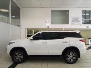 Toyota Fortuner 2.4GD-6 4x4 - Image 2