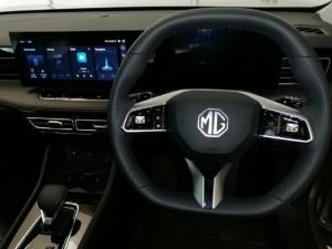 MG HS 2.0T Luxury - Image 15