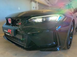 Honda Civic Type R - Image 11
