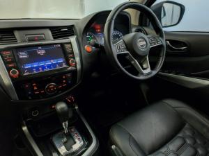 Nissan Navara 2.5DDTi double cab LE Plus - Image 9