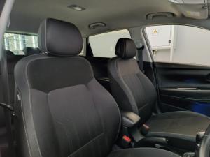 Hyundai i20 1.2 Fluid - Image 6