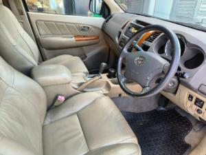 Toyota Fortuner 3.0D-4D 4x4 auto - Image 3