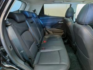 Mahindra XUV 3XO 1.2T AX7L - Image 8
